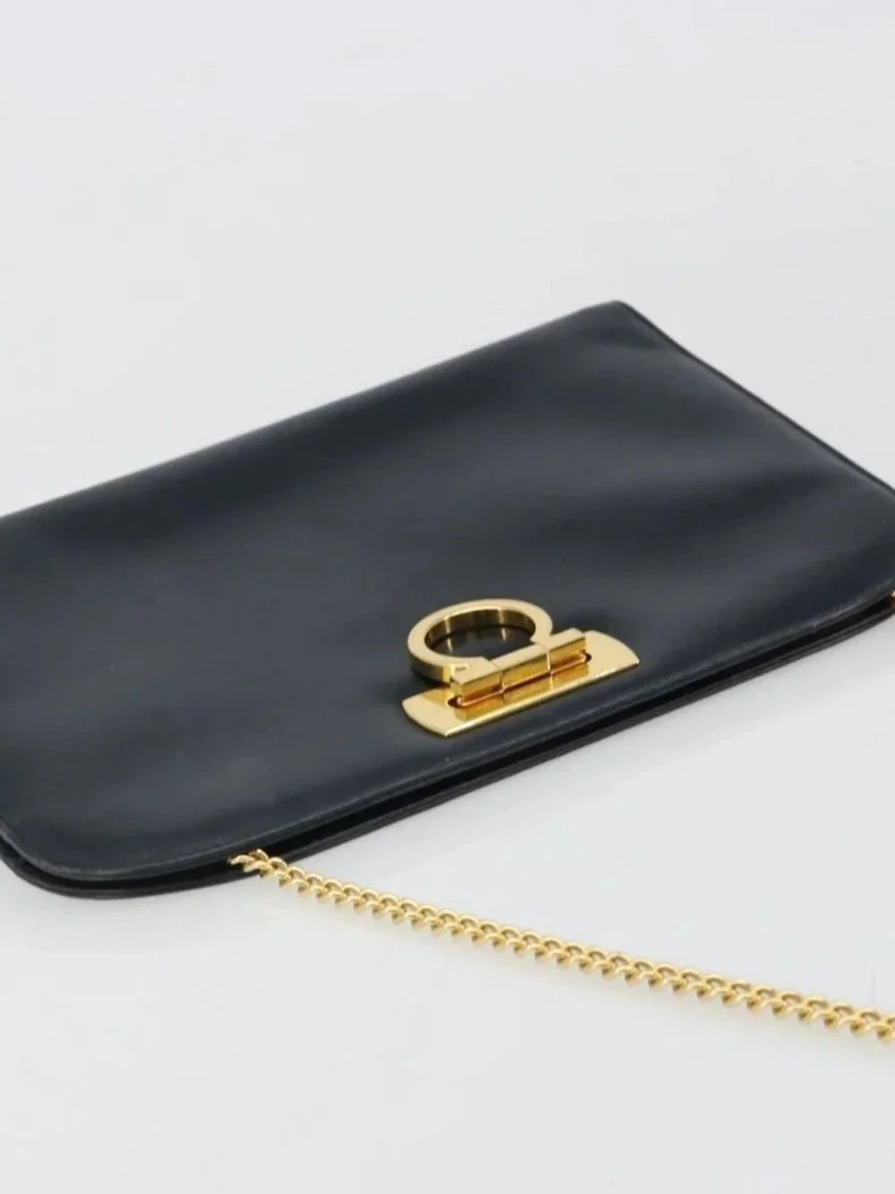 Salvatore Ferragamo Gancini Chain Shoulder Bag Leather Navy Gold Auth ka4772